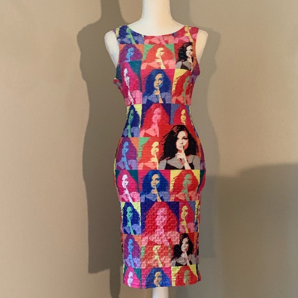 MadRag Dresses & Skirts - Beautiful MadRag Fashion Portrait Dress!